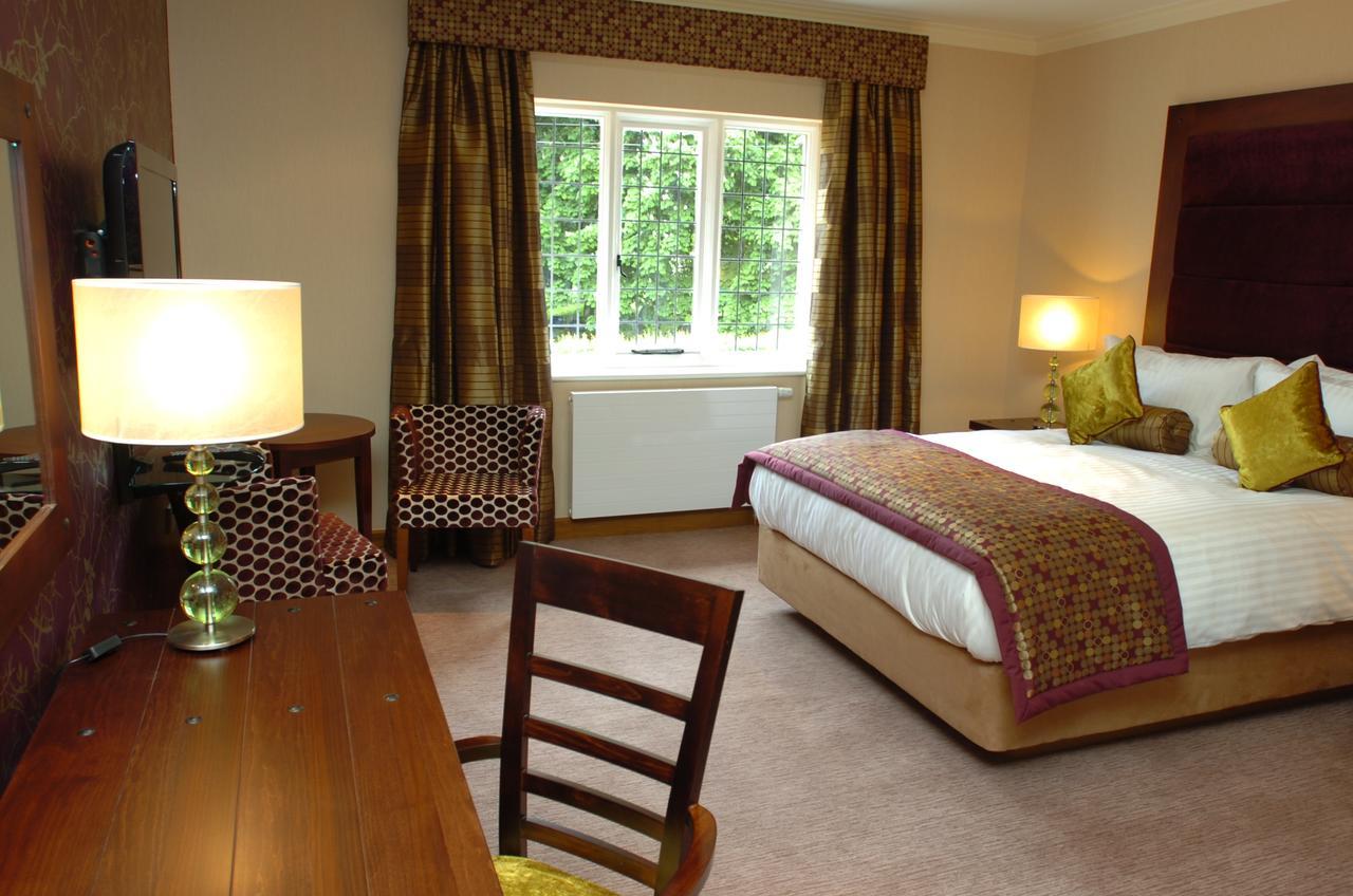 The Bear'S Paw Hotell Warmingham Eksteriør bilde A bedroom at the hotel